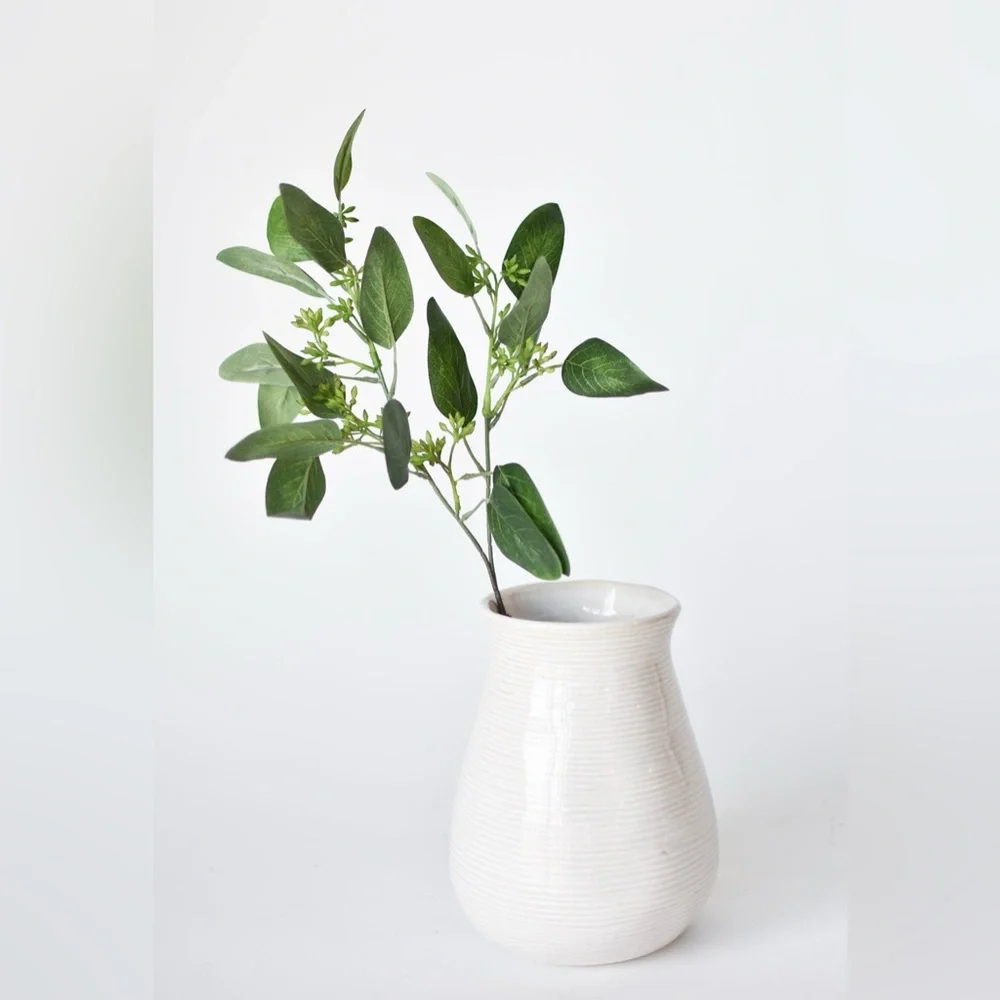NWT 18 inch faux seeded eucalyptus greenery stem